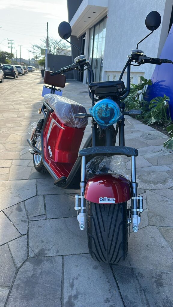 scooter x15 pro vermelha em capao da canoa
